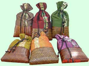LSH001 Silk and Bamboo Flat Basket Gift Package